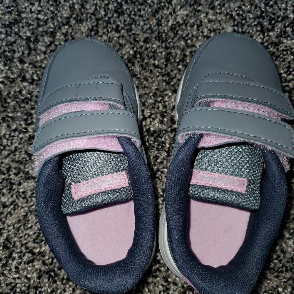Toddler sneaker